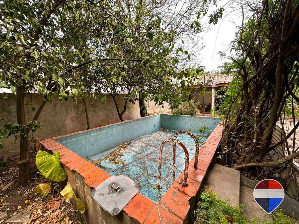 Foto de CASA y 3 LOCALES SOBRE 3 TERRENOS EN LAS HERAS, imagen 2