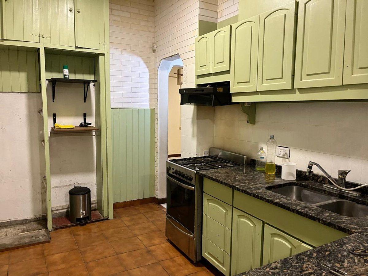 Foto de VENTA CASA 4 AMBIENTES EN TEMPERLEY, imagen 1