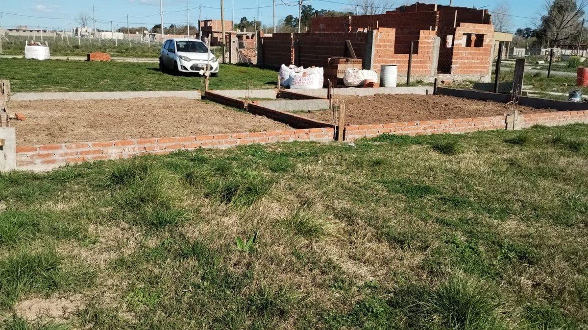 Foto de TERRENO EN VENTA EN BARRIO SANTA MARIA DE CAÑUELAS, imagen 4