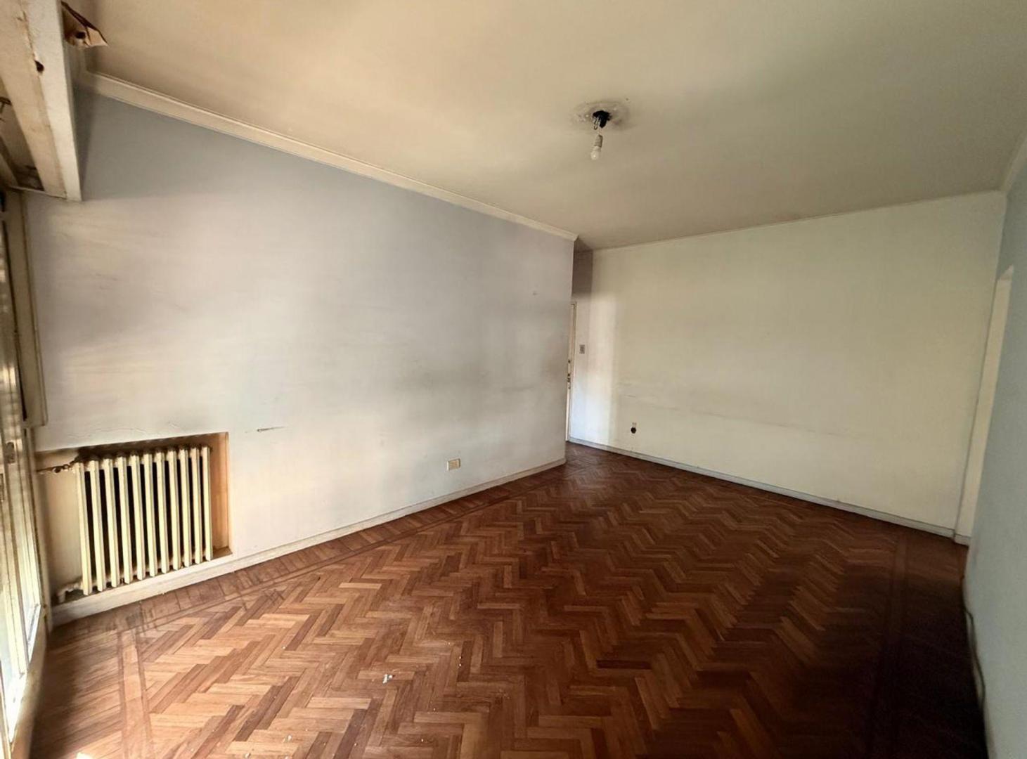 Foto de VENTA 3 AMB A REFACCIONAR CERCA DE LAS LOMITAS, imagen 4
