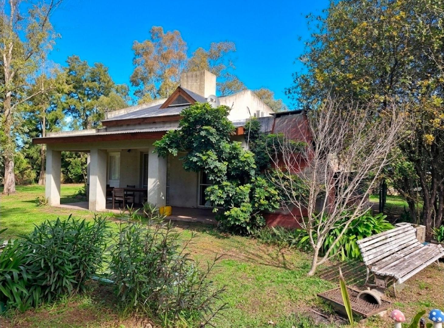 CASA 4 AMBIENTES VENTA BARRIO EL PALOMAR CAÑUELAS