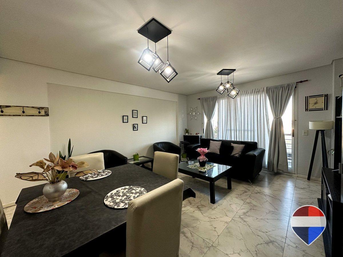 Foto de DEPARTAMENTO DE 4 AMBIENTES EN VENTA EN CANNING, imagen 1