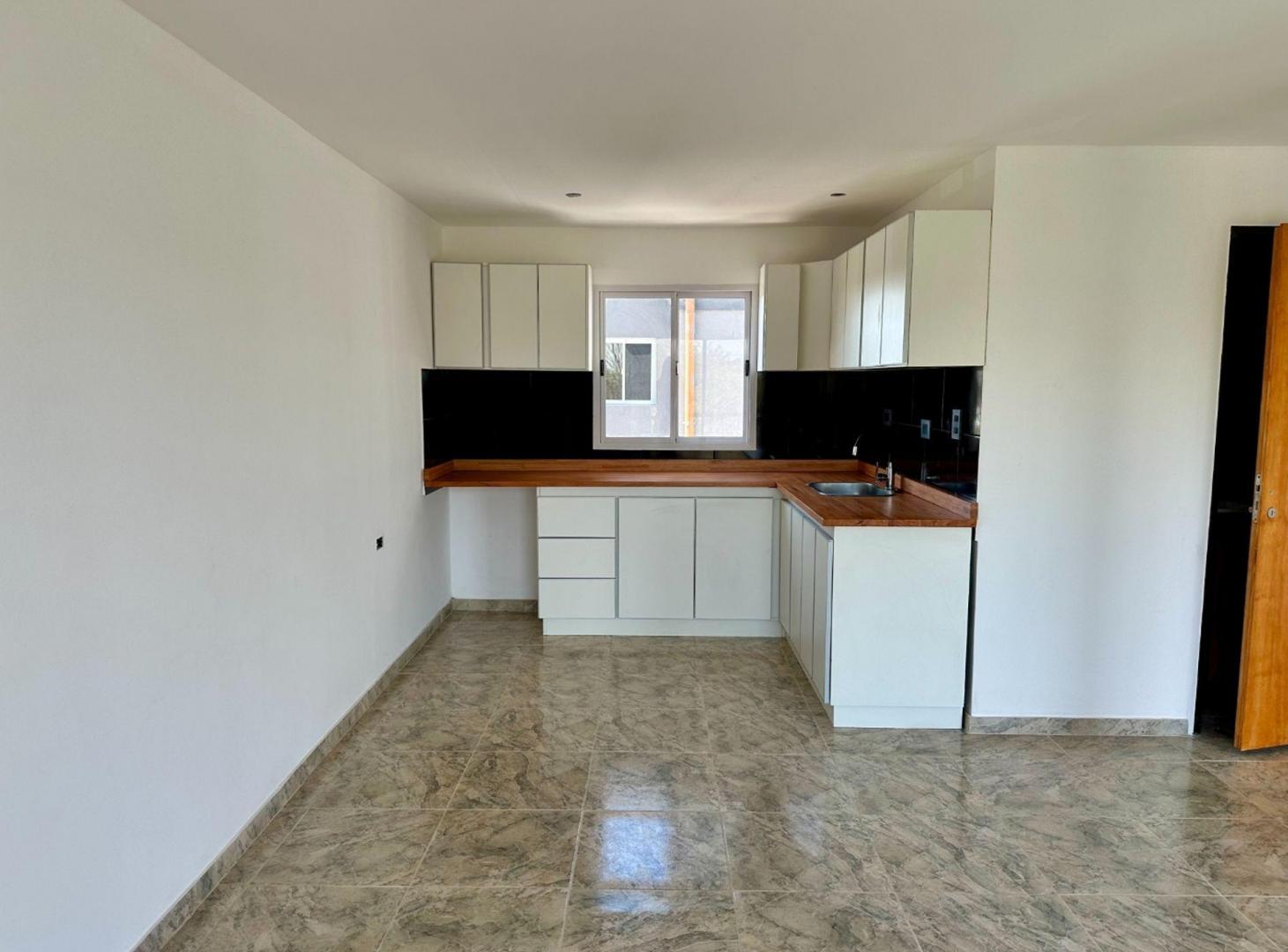 Foto de DEPARTAMENTO 2 AMBIENTES EN VENTA EN MONTE GRANDE, imagen 3
