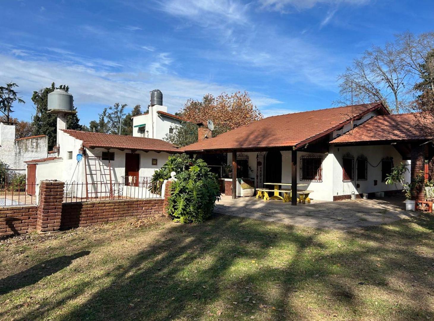 Foto de CASA QUINTA EN VENTA CON DEPARTAMENTO Y GALPON, imagen 2