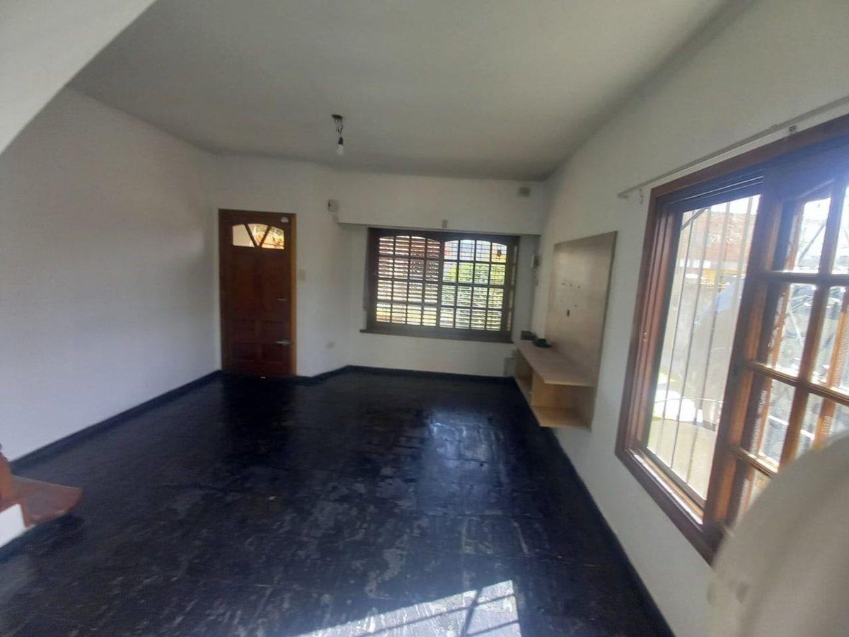 Foto de CASA 5 AMBIENTES VENTA LONGCHAMPS, imagen 5