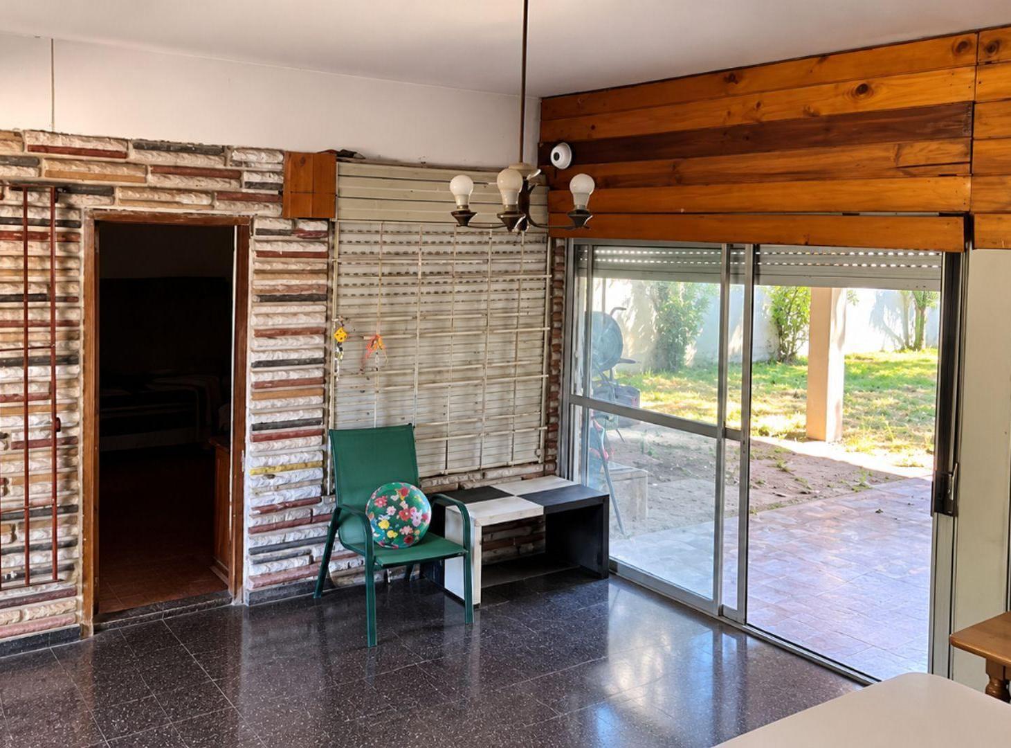 Foto de CASA 2 AMBIENTES EN VENTA EN LA UNION CON PILETA, imagen 2