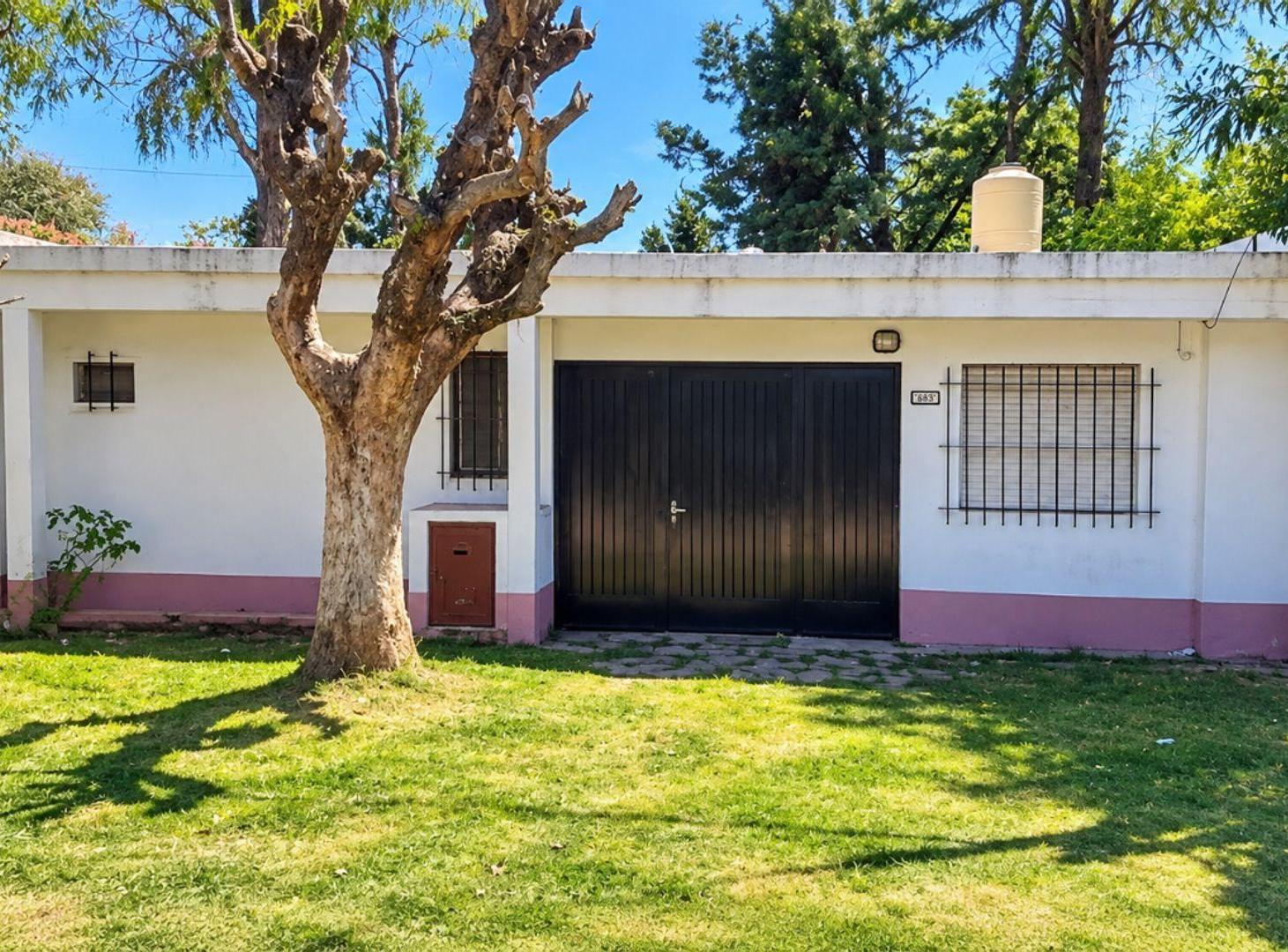 Foto de CASA 2 AMBIENTES EN VENTA EN LA UNION CON PILETA, imagen 3