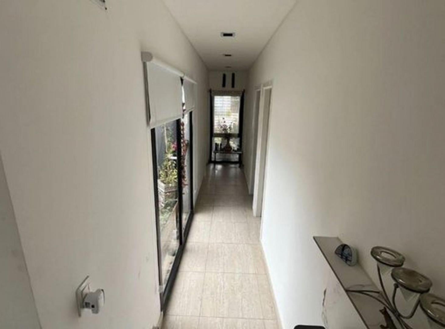 Foto de CASA 4 AMB. EN ALQUILER RESIDENCIAL LAGUNA AZUL, imagen 3