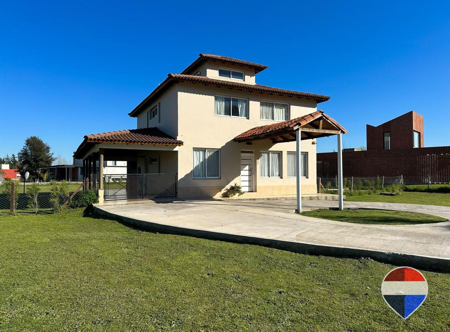 Foto de CASA 6 AMBIENTES CON PILETA EN BARRIO LA MAGDALENA, imagen 4