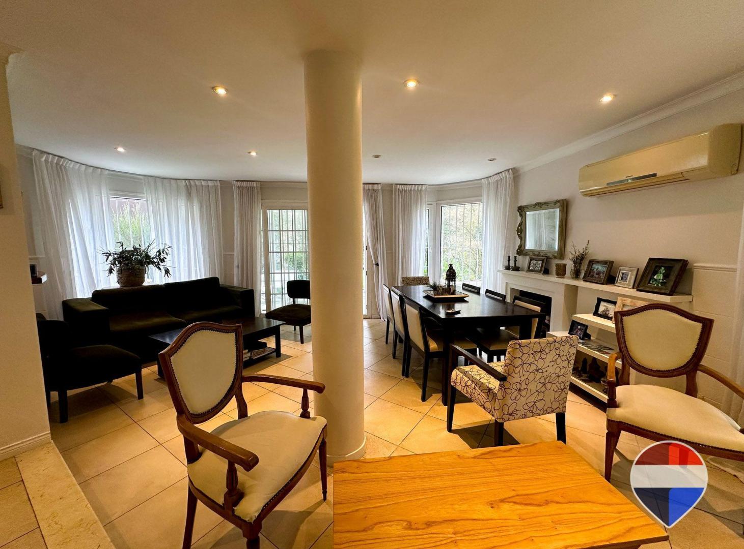 Foto de CASA 6 AMBIENTES EN VENTA BARRIO PALOMAR CAÑUELAS, imagen 1