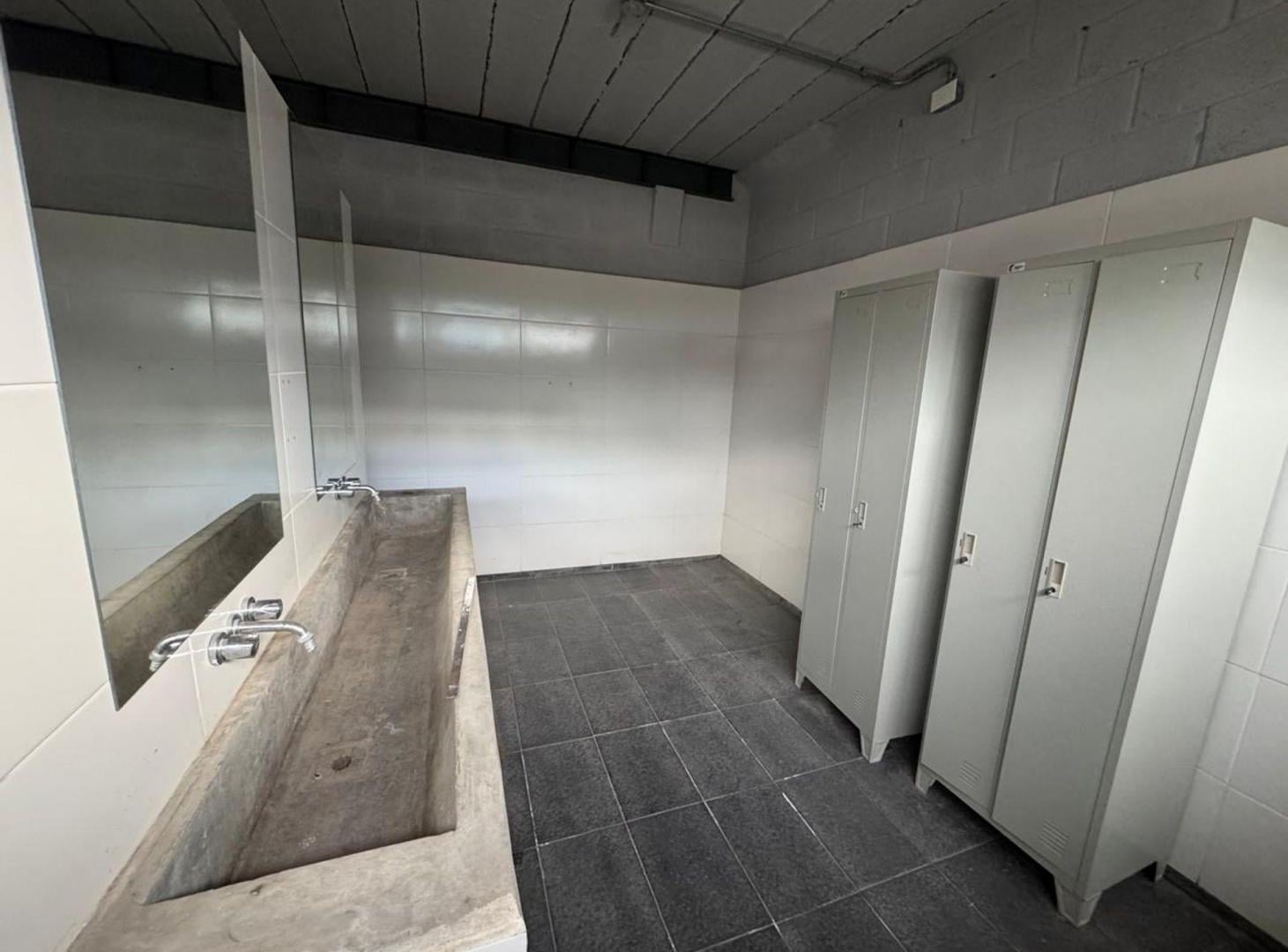 Foto de VENTA GALPON MIL DOSCIENTOS METROS POLO INDUSTRIAL, imagen 4