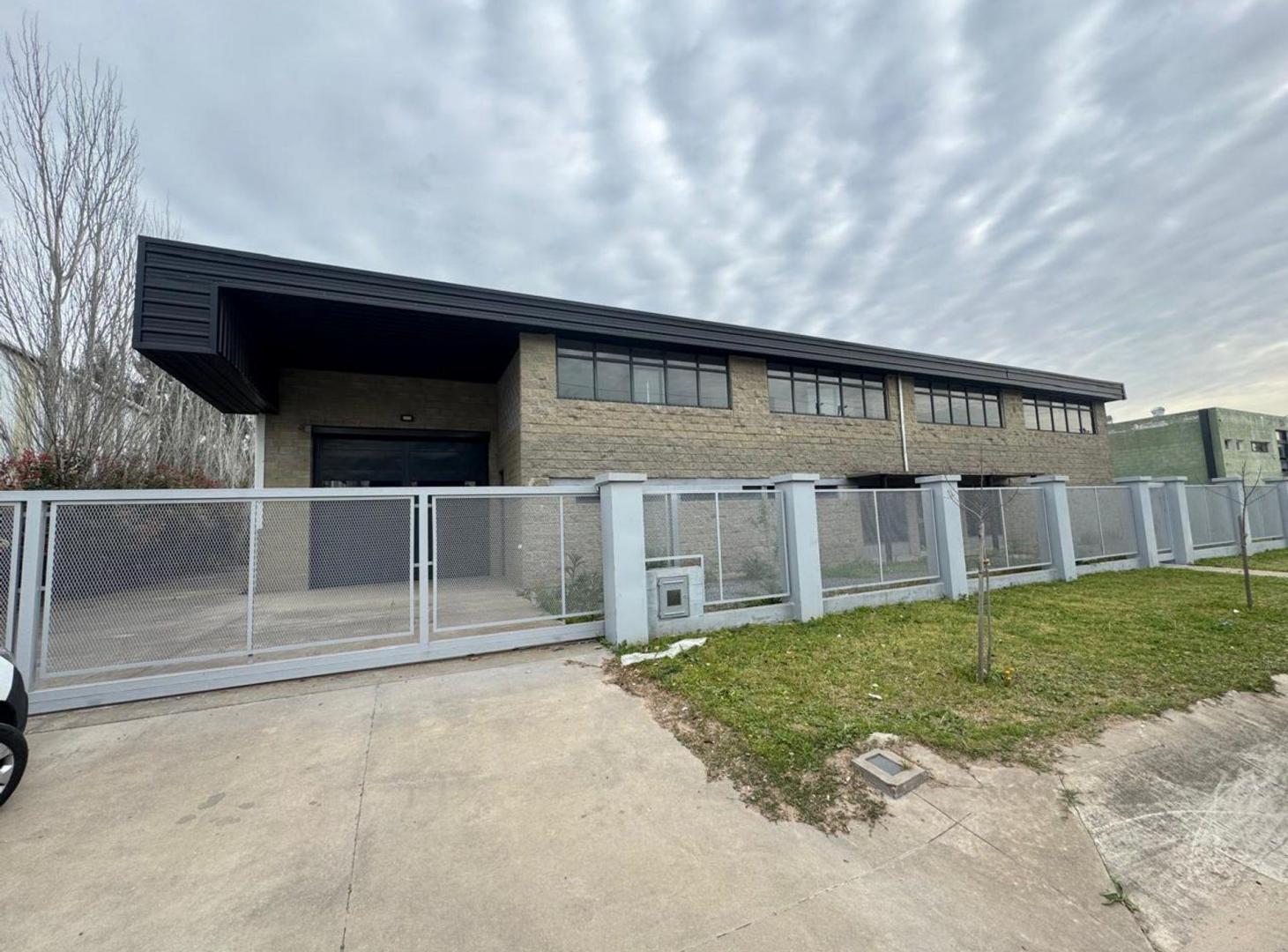 Foto de VENTA GALPON MIL DOSCIENTOS METROS POLO INDUSTRIAL, imagen 3