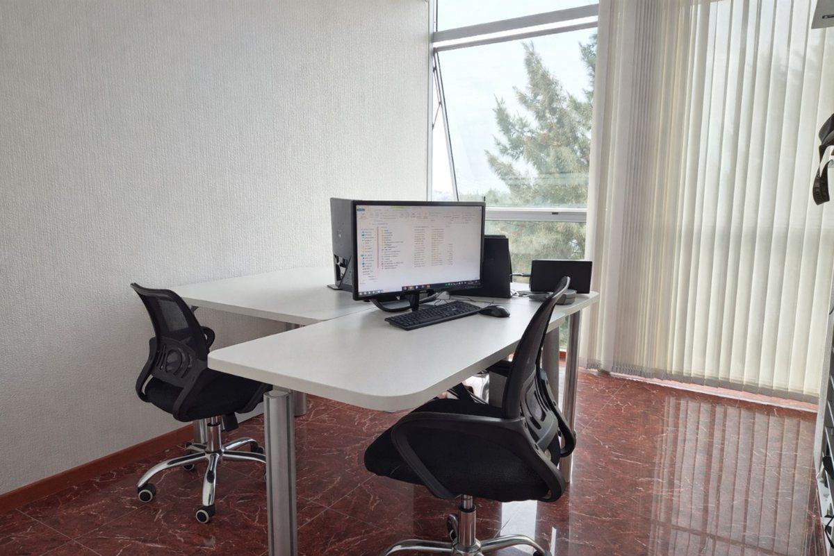 Foto de OFICINA VENTA CON COCHERA EN AMANECERES OFICCE, imagen 3