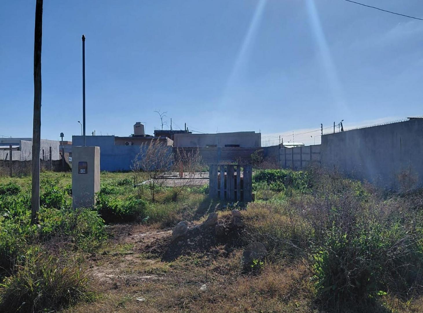 Foto de LOTE EN VENTA EN BARRIO PARQUE LA ESPERANZA EZEIZA, imagen 1