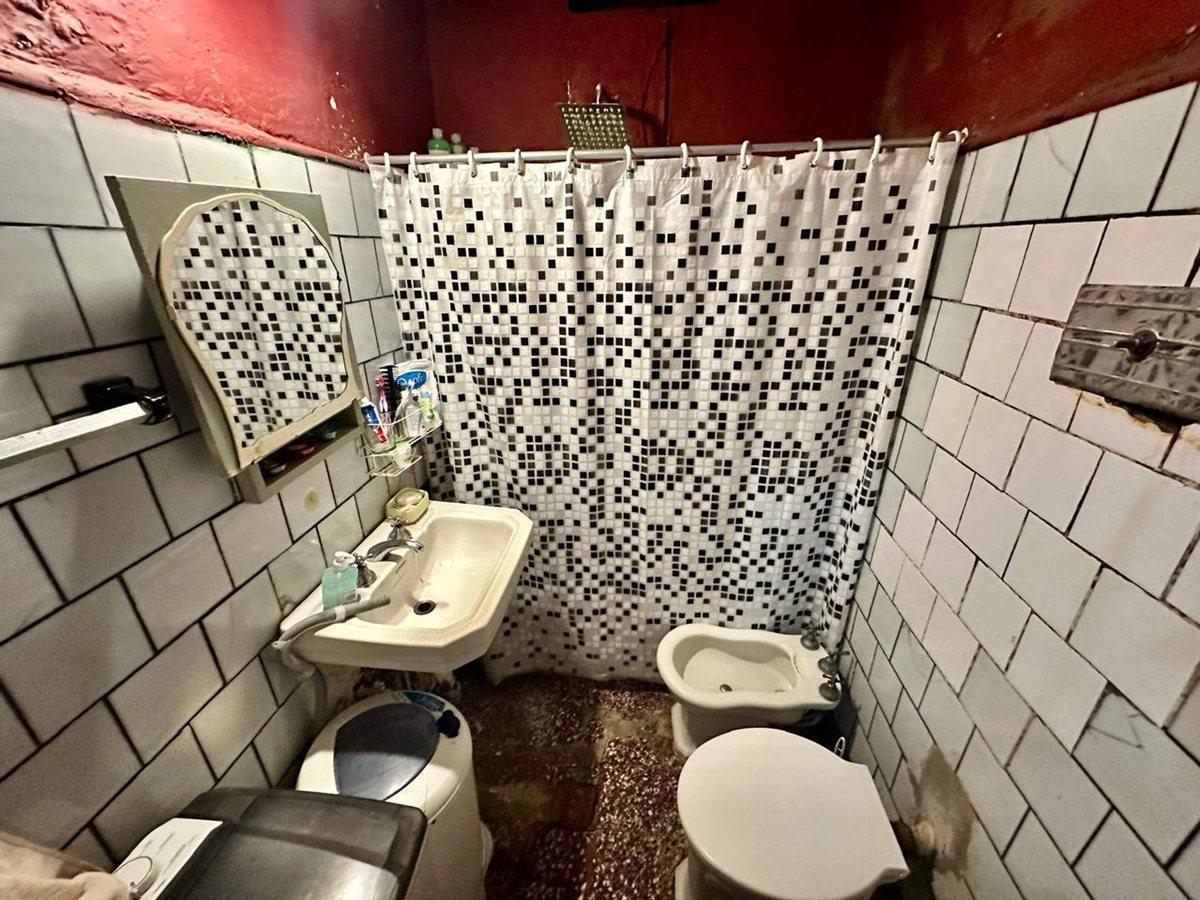 Foto de PH 4 AMBIENTES EN VENTA EN LANUS SIN EXPENSAS, imagen 4