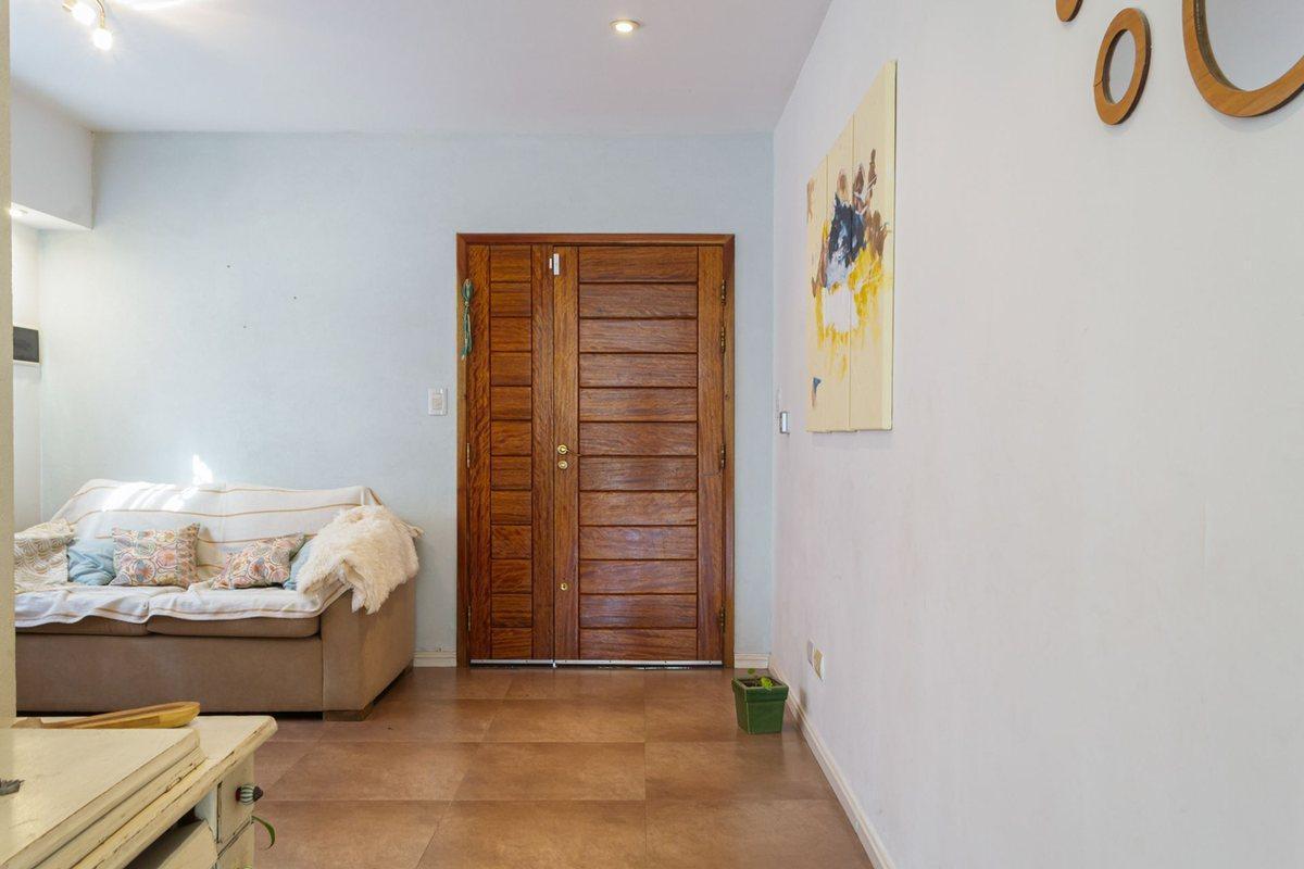 Foto de CASA EN VENTA 4 AMBIENTES EN LLAVALLOL CON QUINCHO, imagen 1
