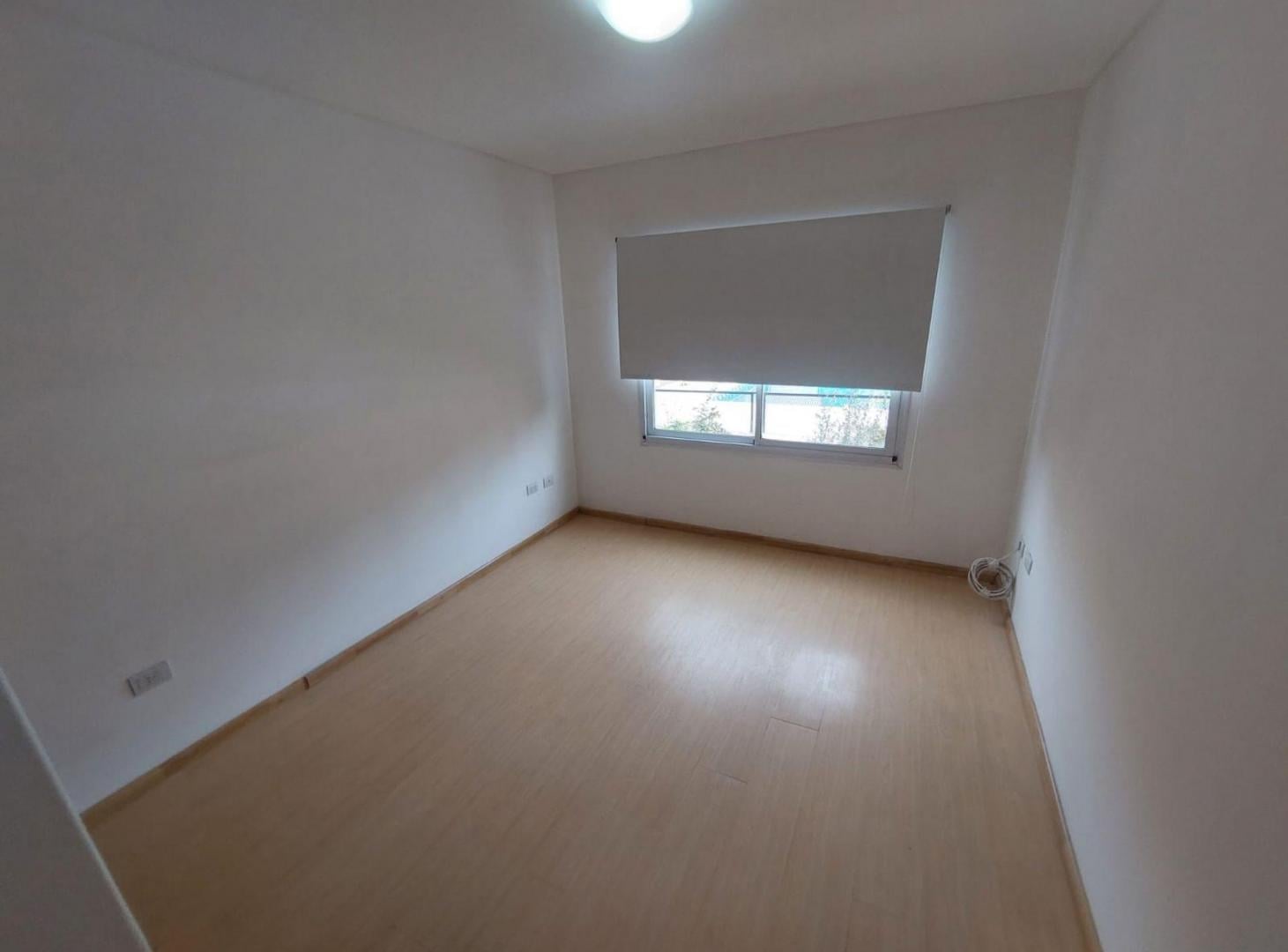 Foto de DEPARTAMENTO EN VENTA 3 AMBIENTES CANNING, imagen 3