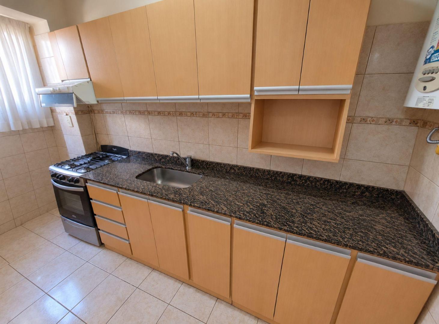 Foto de DEPARTAMENTO 4 AMBIENTES EN VENTA QUILMES APTO CRE, imagen 1