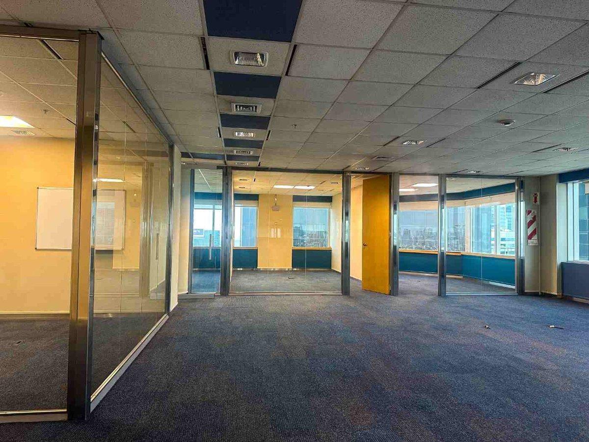 Foto de OFICINA EN VENTA EN PUERTO MADERO EN LAMINAR PLAZA, imagen 3