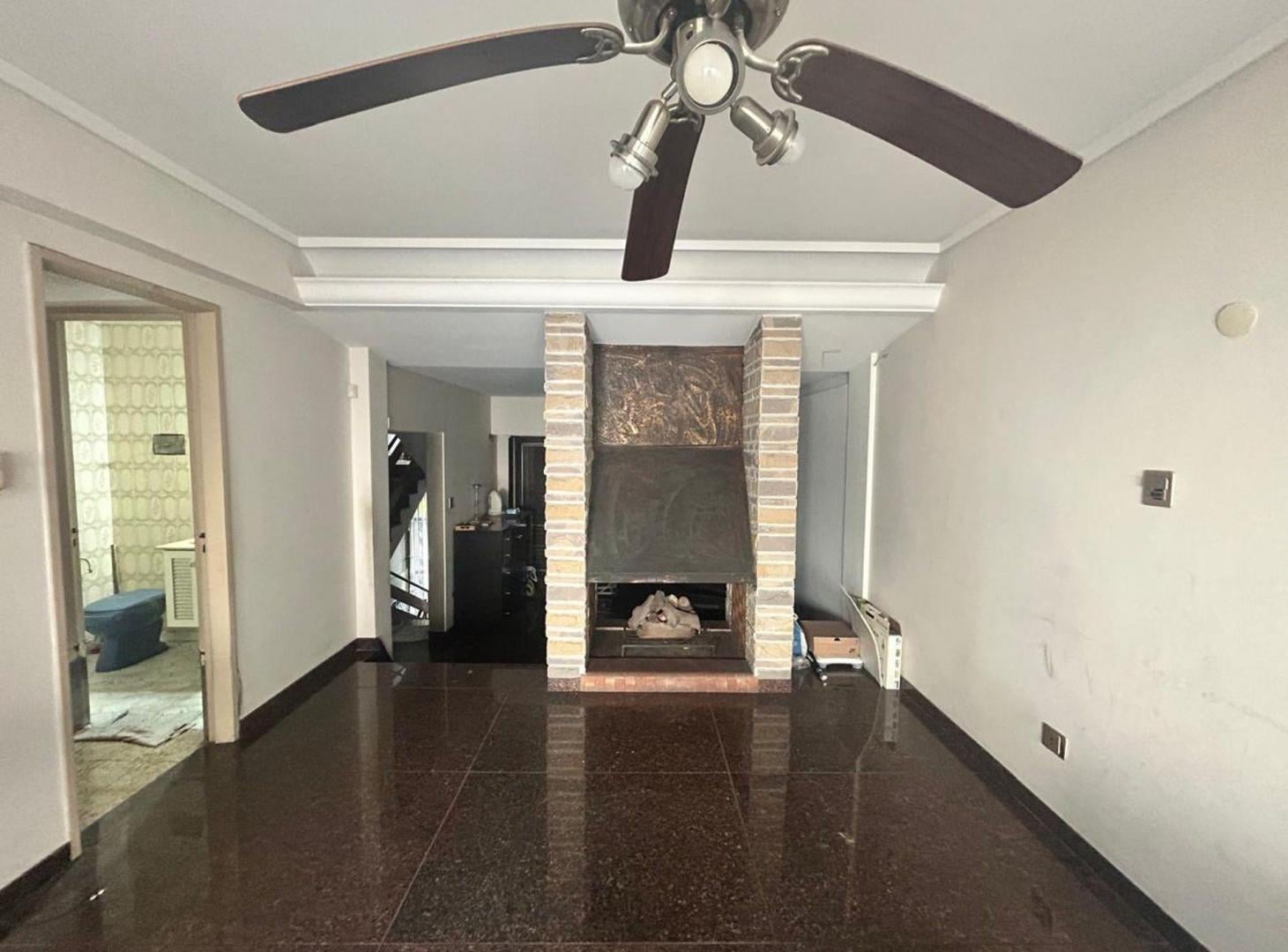 Foto de CASA EN VENTA 5 AMBIENTES EN VILLA SOLDATI COCHERA, imagen 1