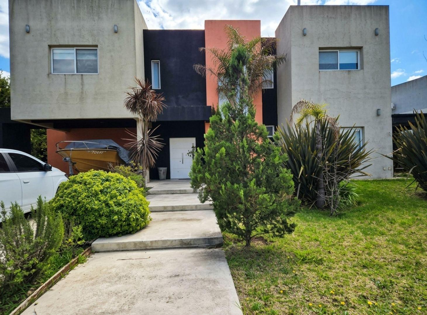 Foto de CASA EN VENTA 5 AMBIENTES BARRIO LOS TALAS EZEIZA, imagen 2