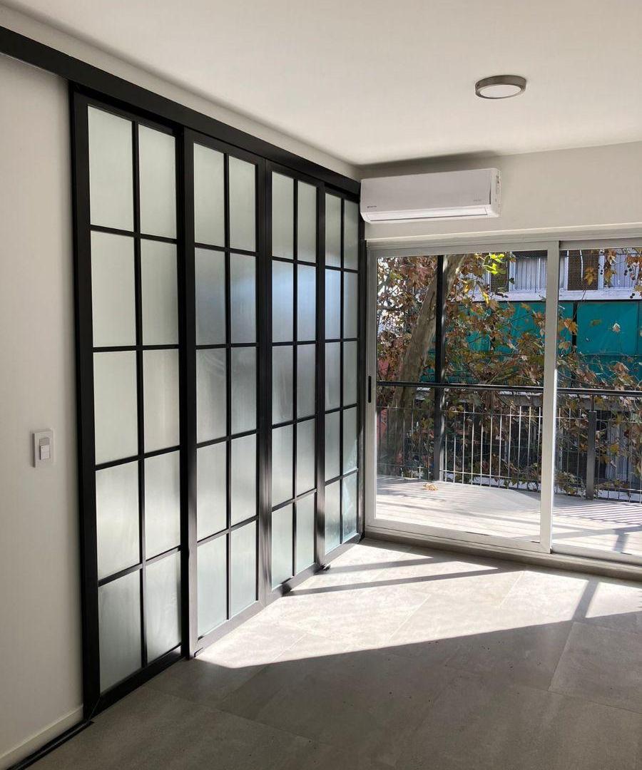 Foto de Moderno 2 Ambientes Súper Luminoso con Balcón Corrido, imagen 1