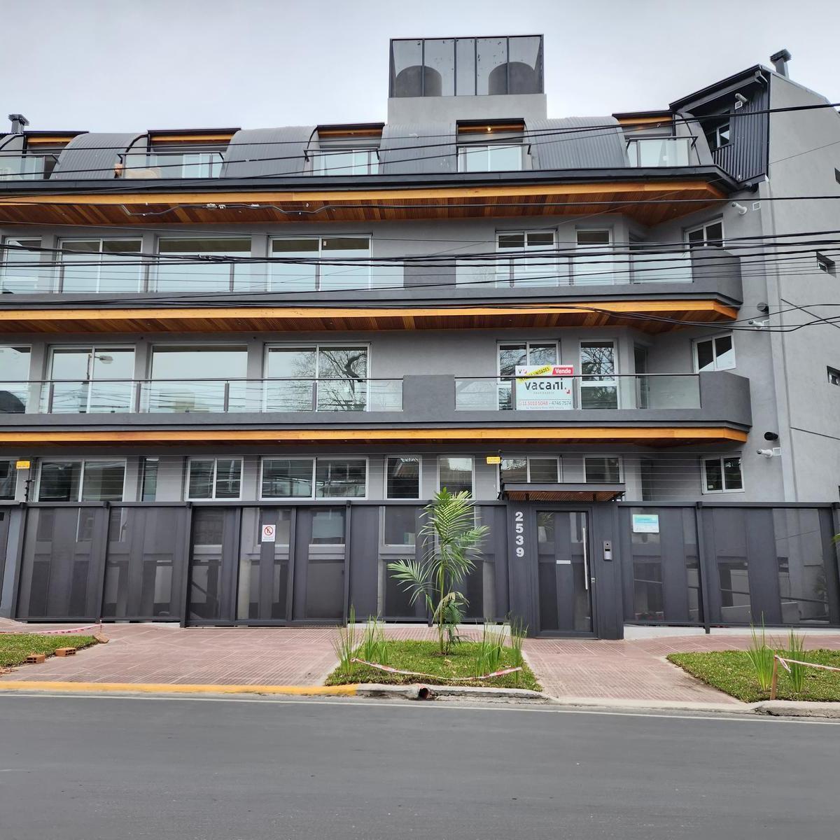 Departamento 3 Ambientes en Venta en Victoria 2