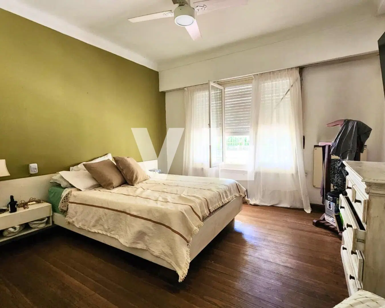 Imperdible Chalet en Una Planta con Patio y Cochera Doble – Beccar 4