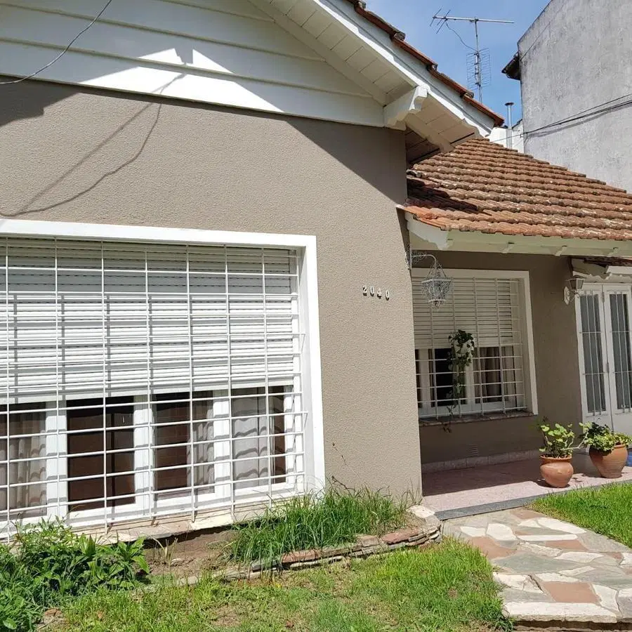 Imperdible Chalet en Una Planta con Patio y Cochera Doble – Beccar 5