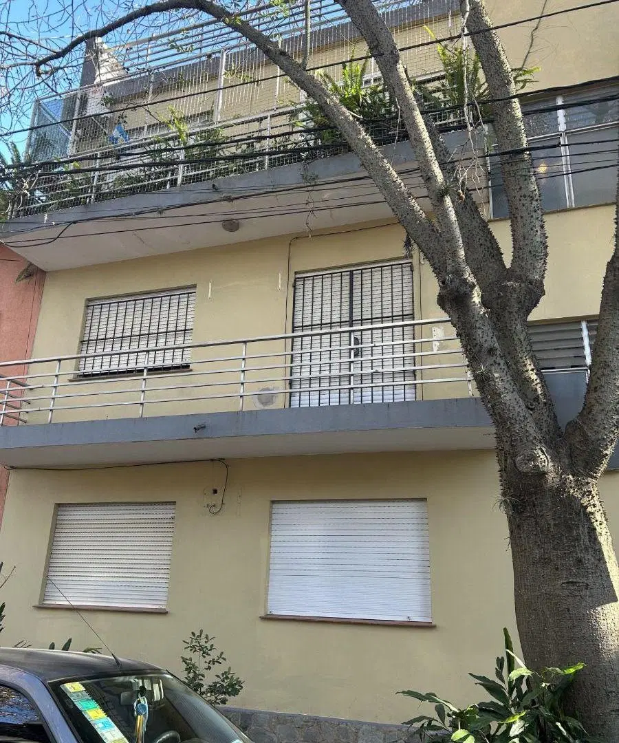 DEPARTAMENTO 3 AMBIENTES . DORREGO N° 1485, VICTORIA.- 3