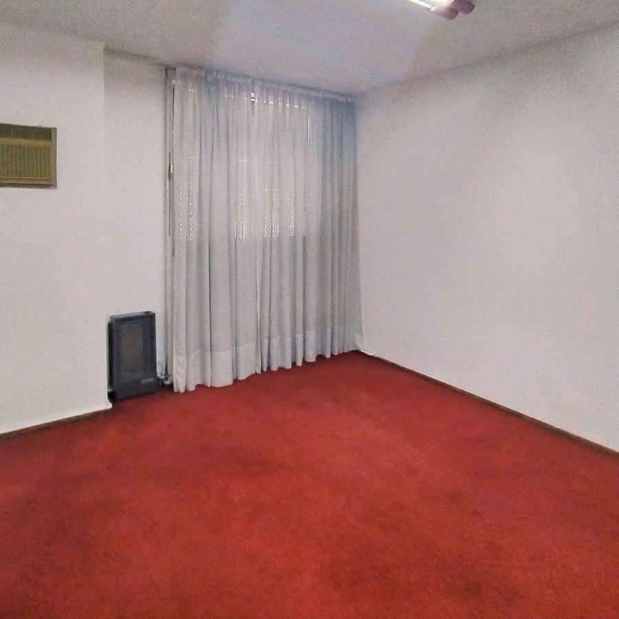 Departamento de Tres Dorm. - Rioja 1418 - Us$105.000 2