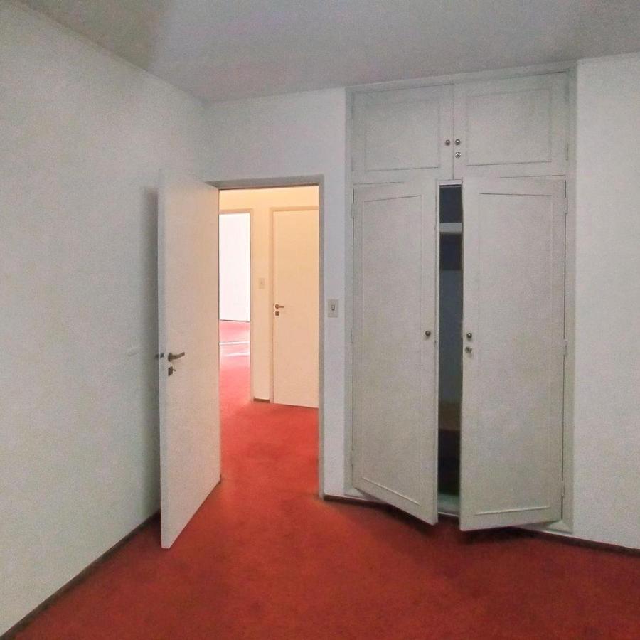 Departamento de Tres Dorm. - Rioja 1418 - Us$105.000 4