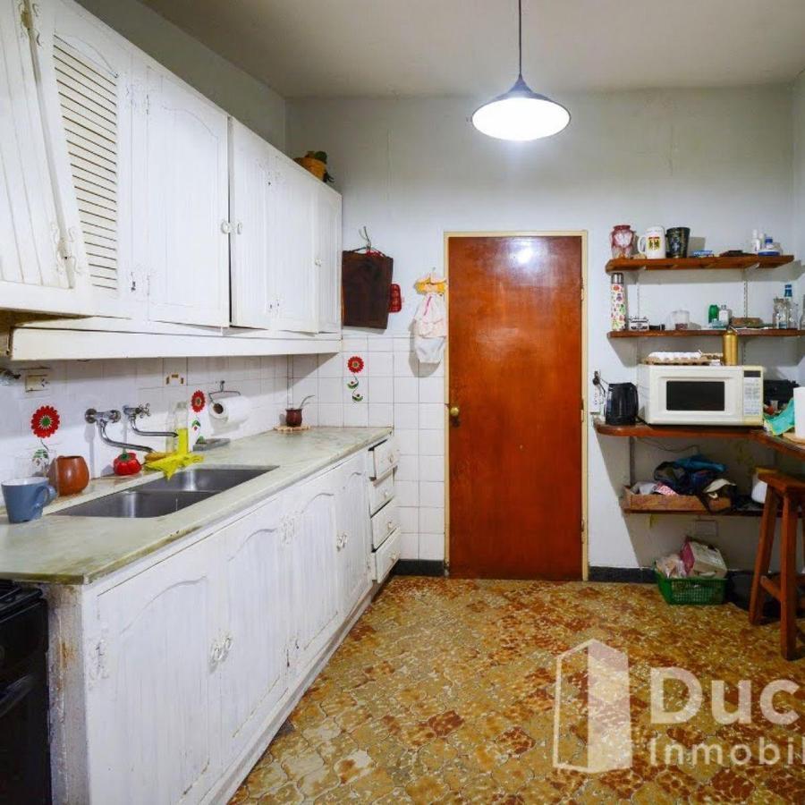 Foto de Casa de tres dormitorios - En Venta - Parque Field, imagen 2