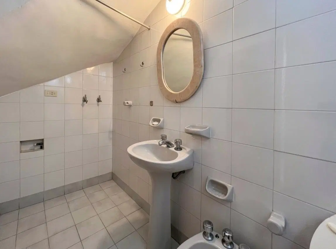 Departamento de pasillo dos dormitorios - En Alquiler -Centro, Rosario 8