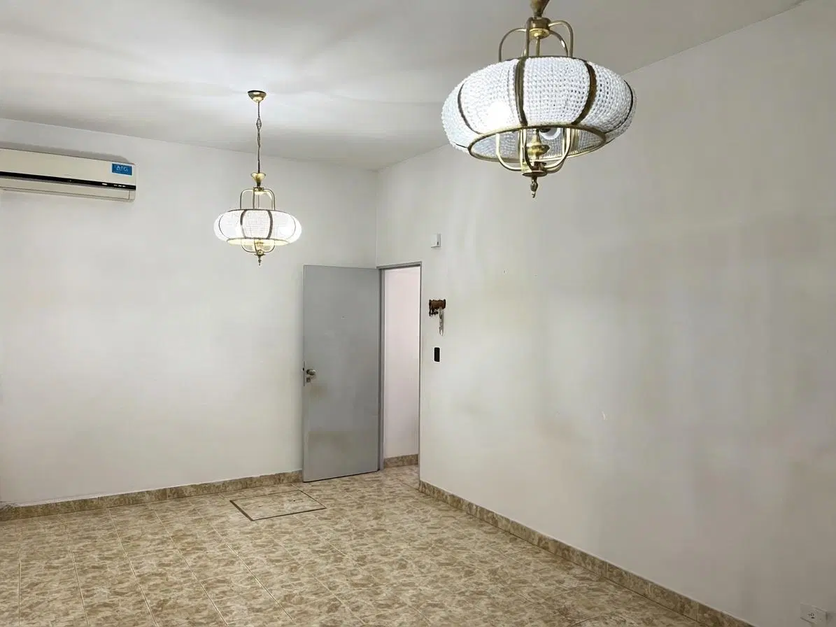 Departamento de pasillo dos dormitorios - En Alquiler -Centro, Rosario 5