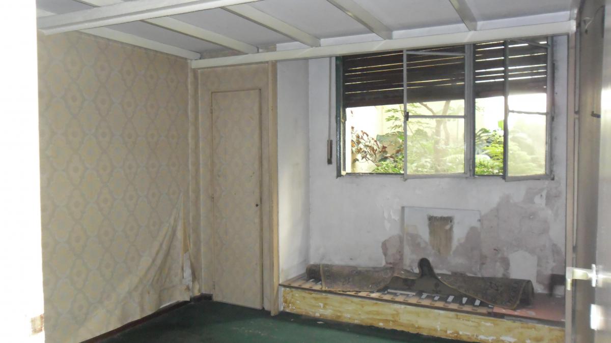 Venta Dpto Zona Monserrat, Amplia Planta Baja a Refaccionar 5