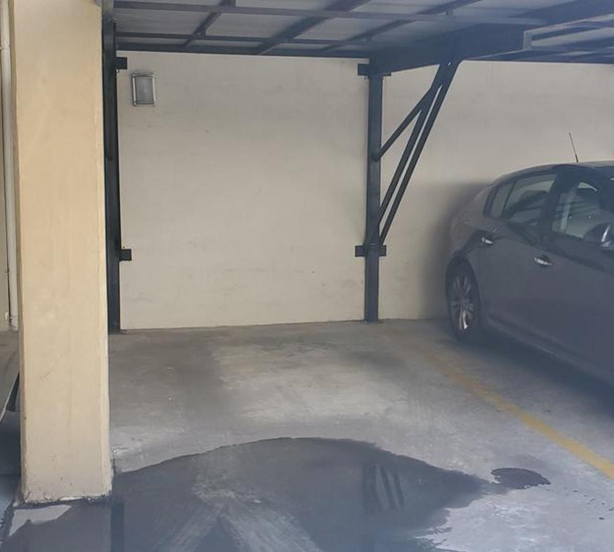 EXCELENTE Cochera en Venta, planta baja de facil acceso!!