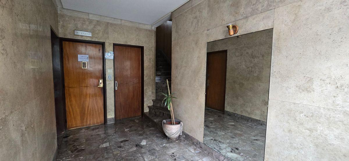 Foto de Departamento de 3 ambientes en Venta muy luminoso. Av. Cordoba y, imagen 1
