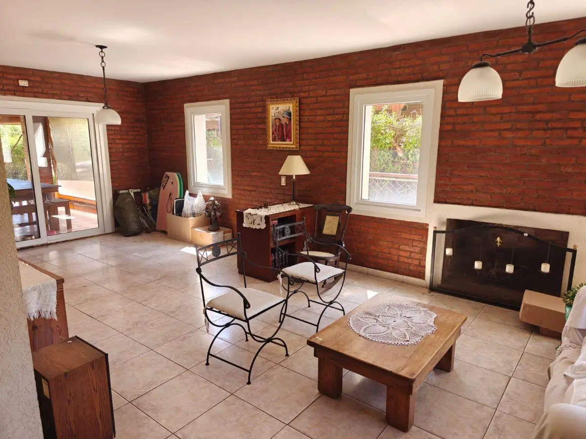 Casa a la venta de 5 ambientes en barrio cerrado Santa Maria de los olivos -pileta 1