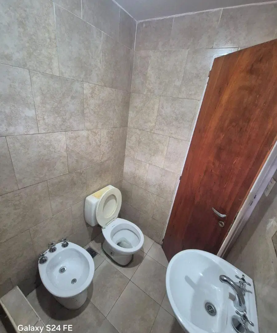 Alquiler Libres Del Sud 343 Villa Sarmiento Dto 2 Amb 1er Piso Por Escalera 3