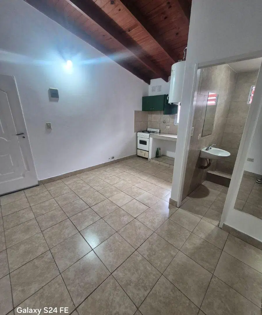 Alquiler Libres Del Sud 343 Villa Sarmiento Dto 2 Amb 1er Piso Por Escalera 4