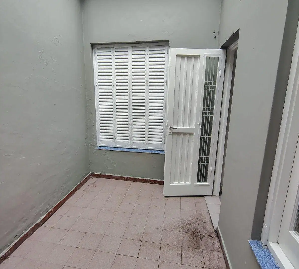 ALQUILER – MATIAS RAMOS MEJIA 1187 PB – DEPARTAMENTO 2 amb fondo con Patio y Terraza 4