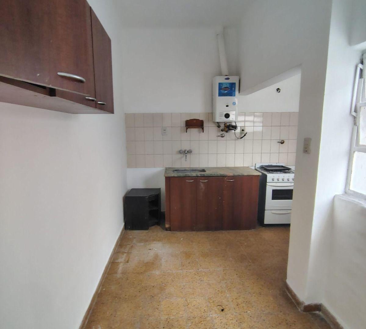 Foto de ALQUILER – MATIAS RAMOS MEJIA 1187 PB – DEPARTAMENTO 2 amb fondo con Patio y Terraza, imagen 3