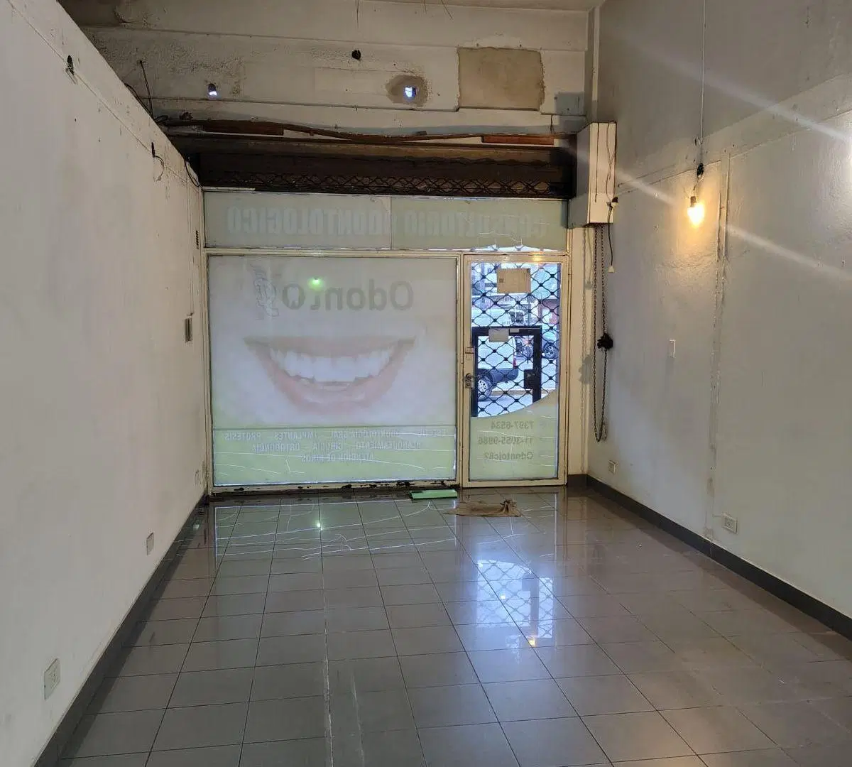 LOCAL COMERCIAL 25 MTS 2 TRES DE FEBRERO 4591 CASEROS 2