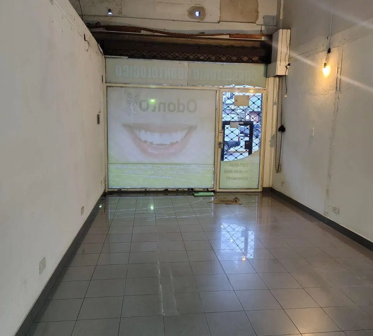 LOCAL COMERCIAL 25 MTS 2 TRES DE FEBRERO 4591 CASEROS 4