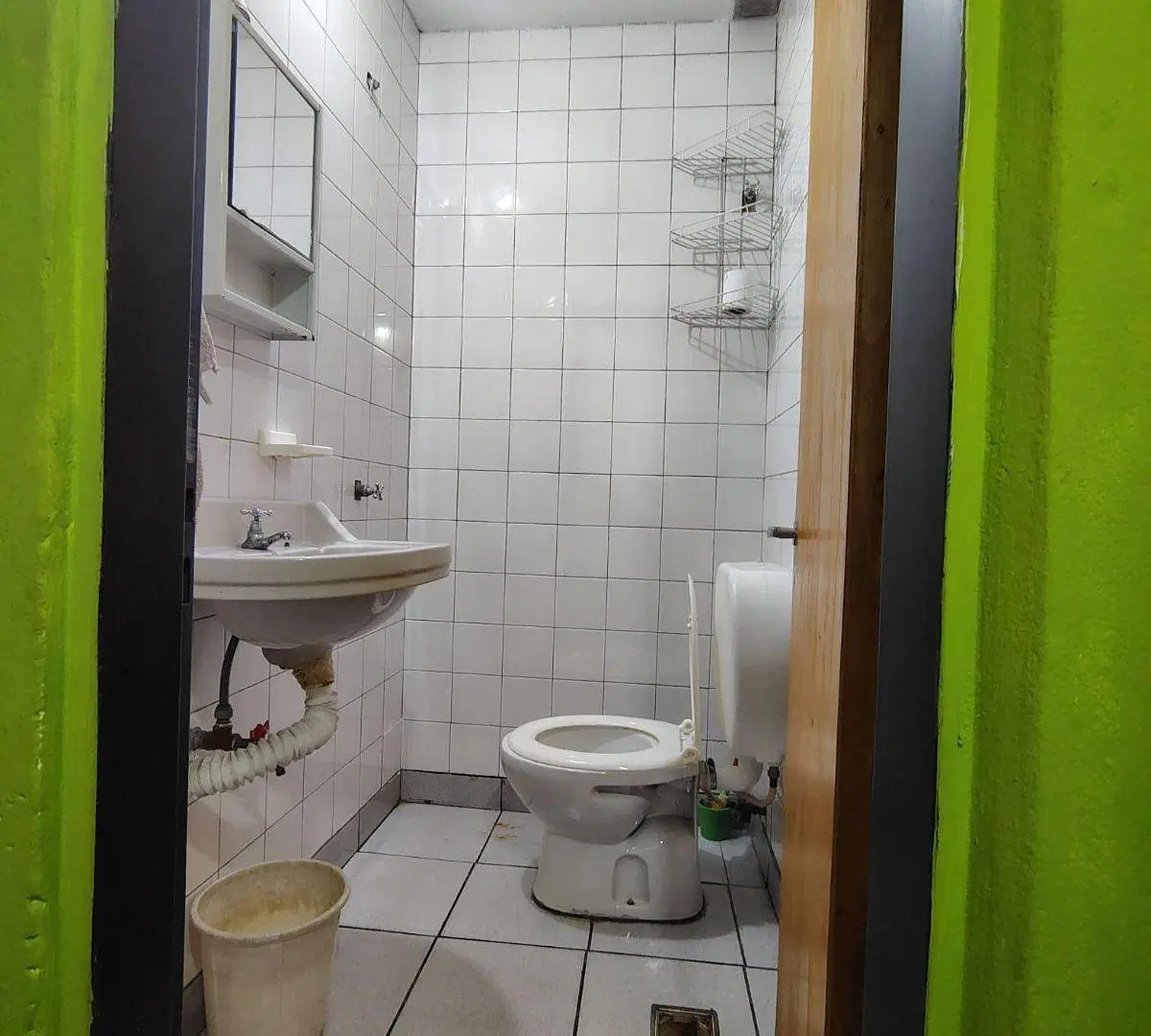 LOCAL COMERCIAL 25 MTS 2 TRES DE FEBRERO 4591 CASEROS 8
