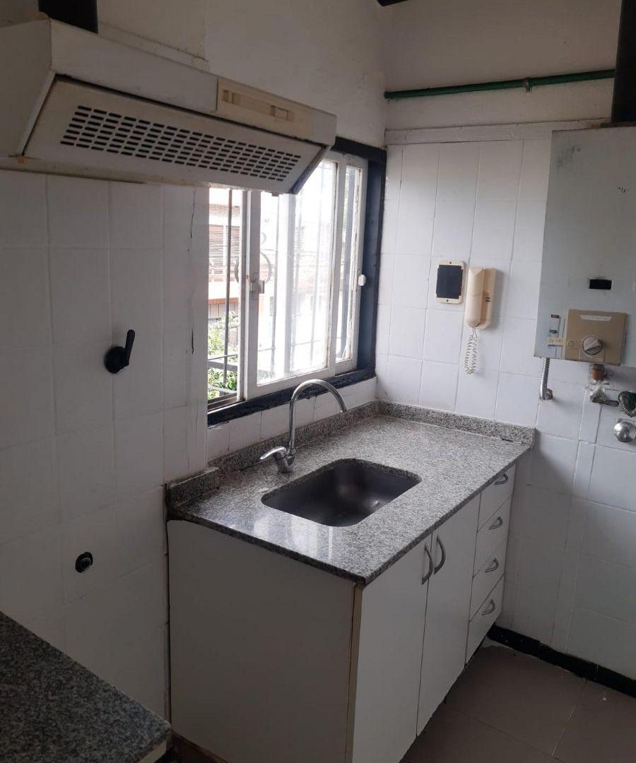 Foto de DEPARTAMENTO EN ALQUILER 3 AMBIENTES CON PATIO CHUBUT 4565 CIUDADELA, imagen 5