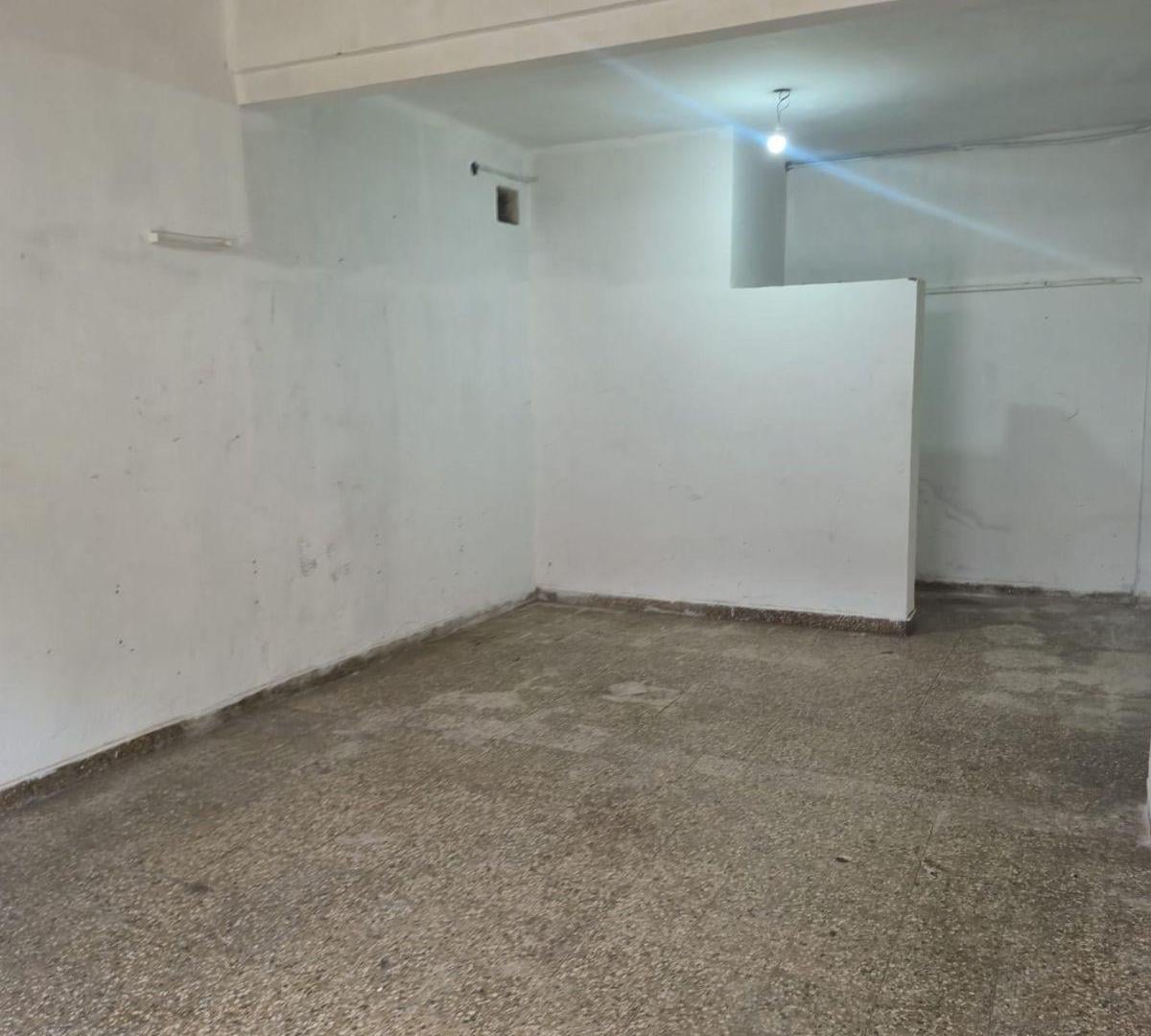 Foto de DEPOSITO 45 MTS 2 CON BAÑO CASEROS N4455 CASEROS TRES DE FEBRERO, imagen 5