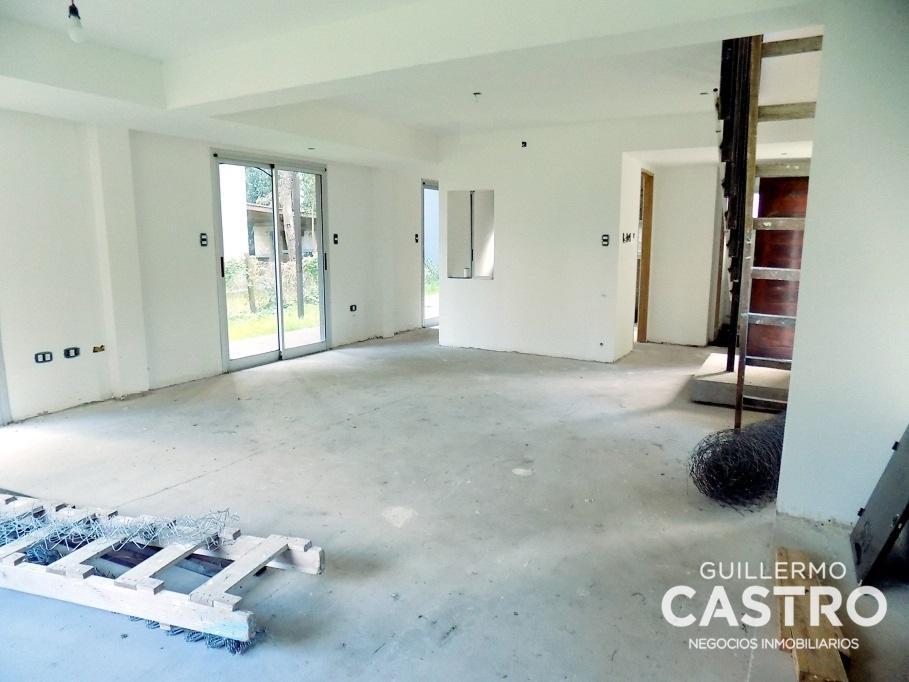 Casa en Venta a Estrenar, 7 Ambientes, Bosque P. Ramos, Los Abetos y Los Malvone 3