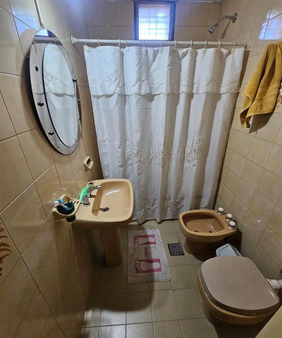 Casa de 3 amb. amplios villa luzuriaga 4